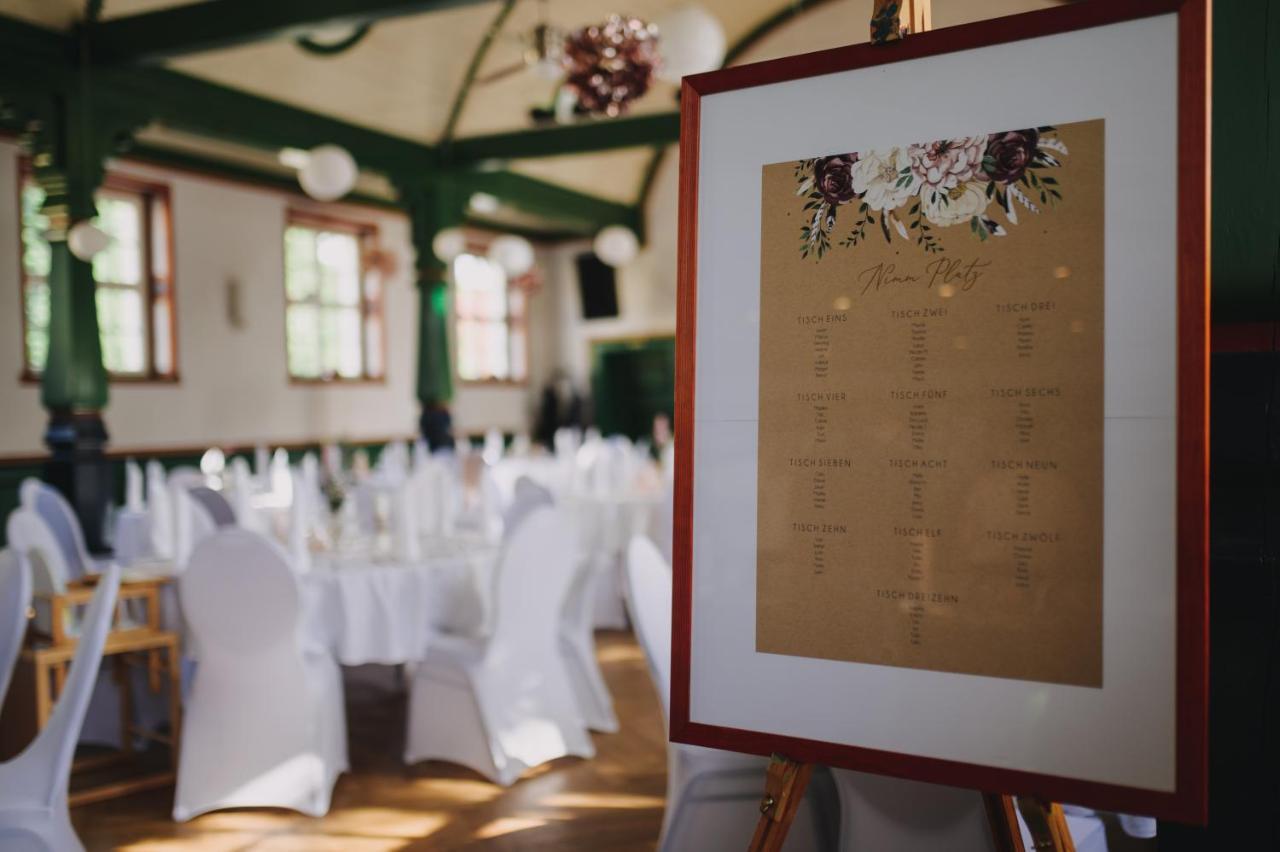 Gasthof Zum Hirsch Hotel Drehna Luaran gambar
